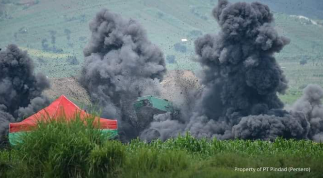 PT Pindad dan ITB Uji Ledak Panser Anoa, Ini Hasilnya...